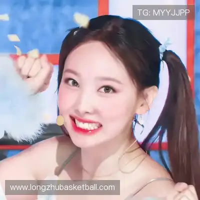 劳珑祯